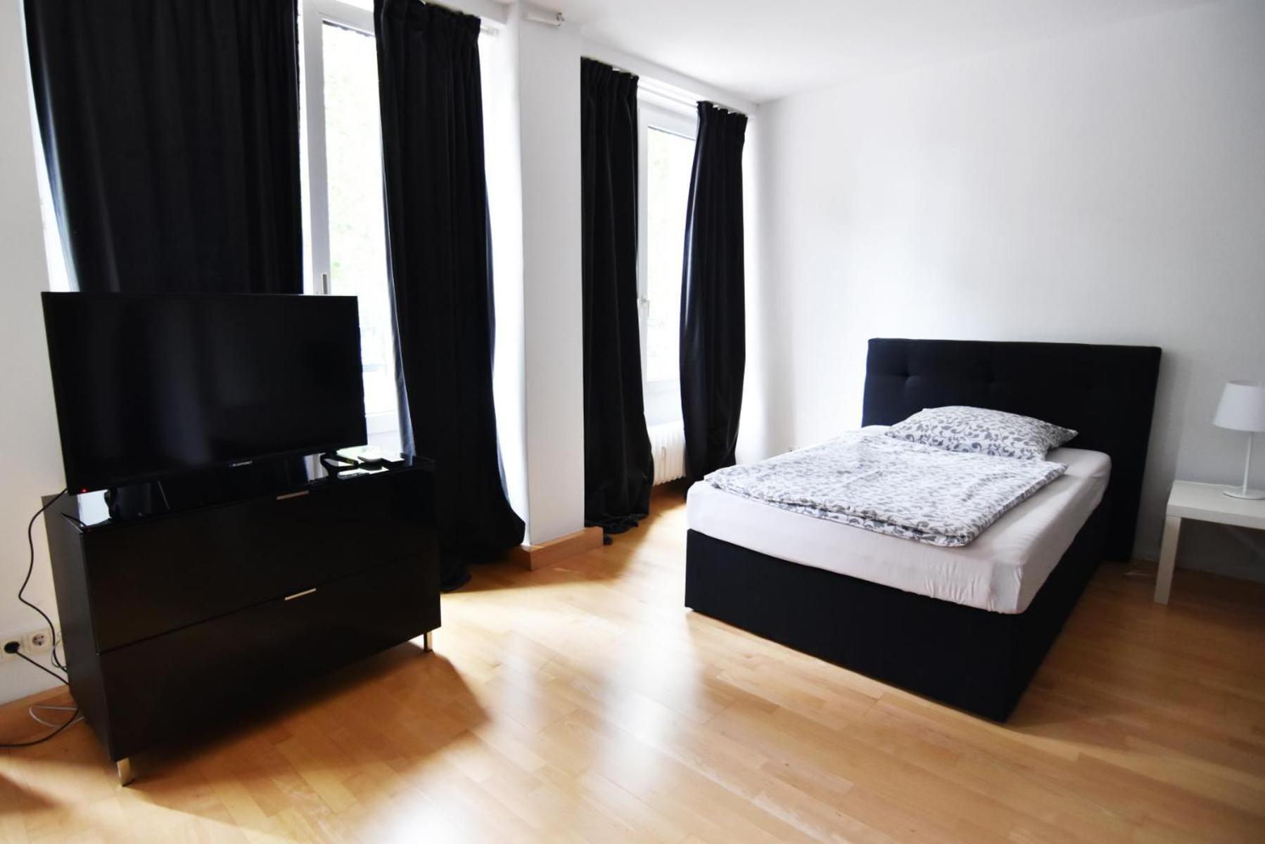 Appartamento Dorya Am Ring Colonia Esterno foto